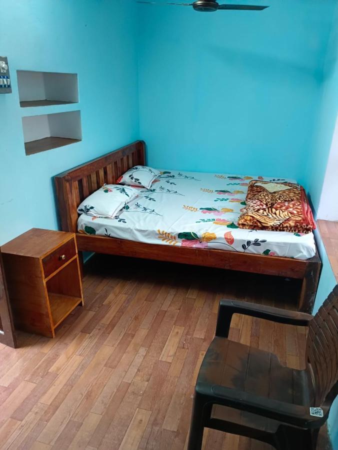 Sankardev Guest House D24 35 Варанаси Екстериор снимка